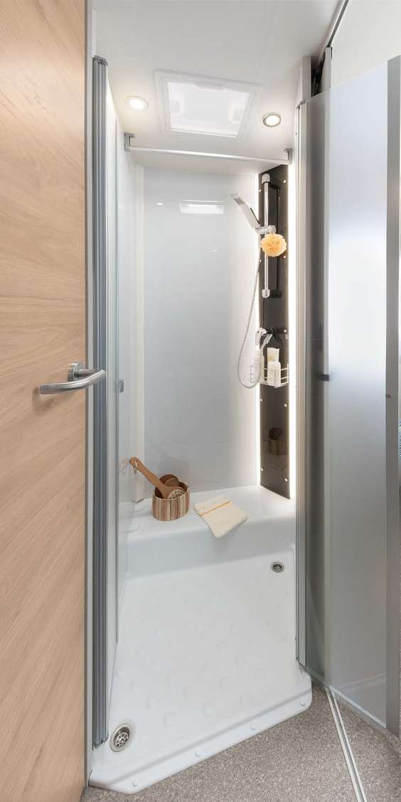Cabina doccia separata con rubinetteria doccia retroilluminata • T 7051 DBL